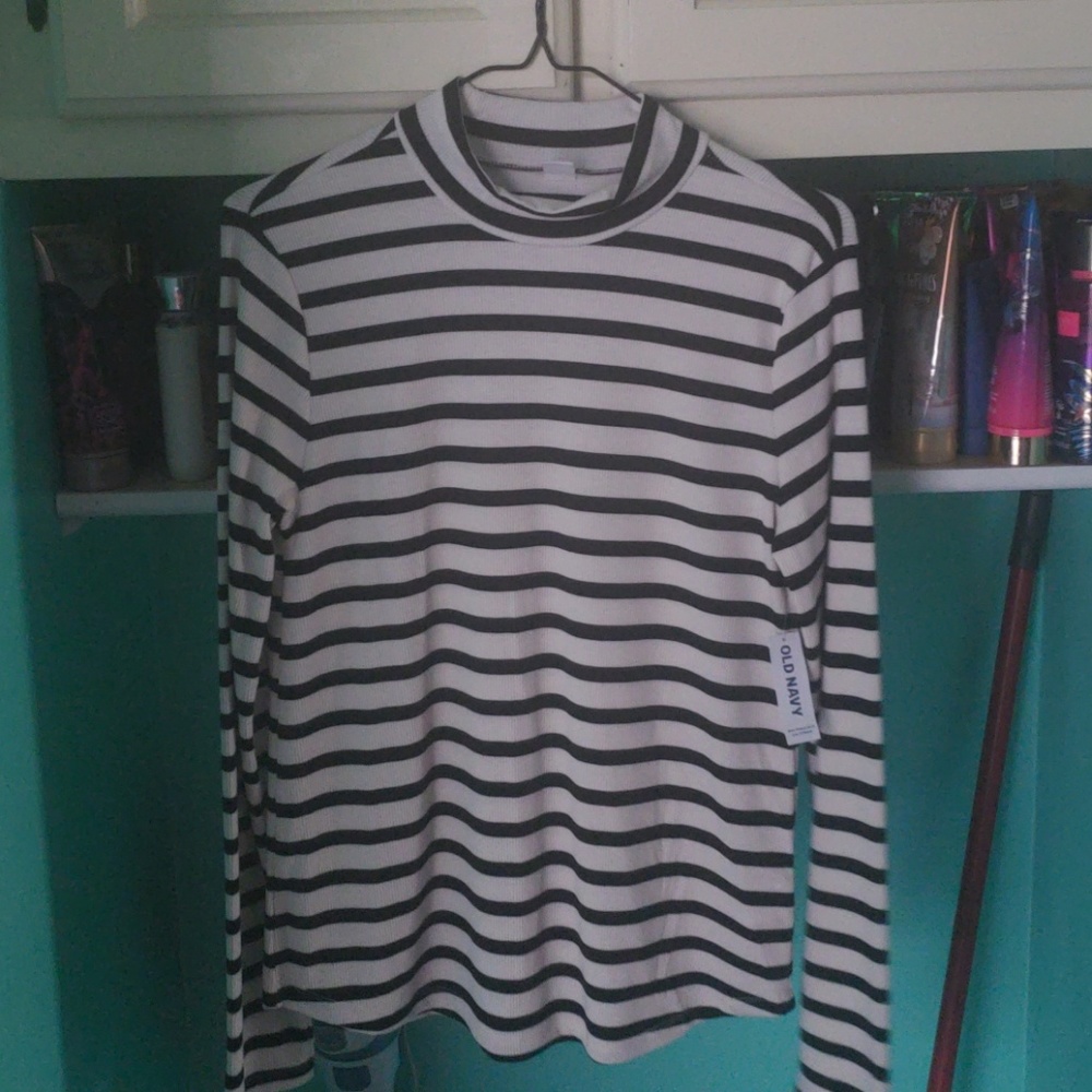 Clothes - Picture 2 of 2